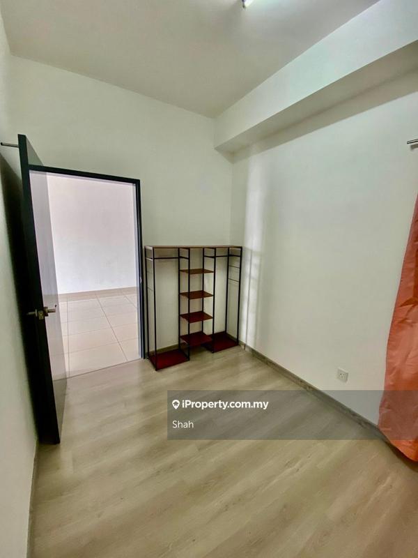 Condominium for Sale in The Holmes 2 by Shah - iProperty.com.my