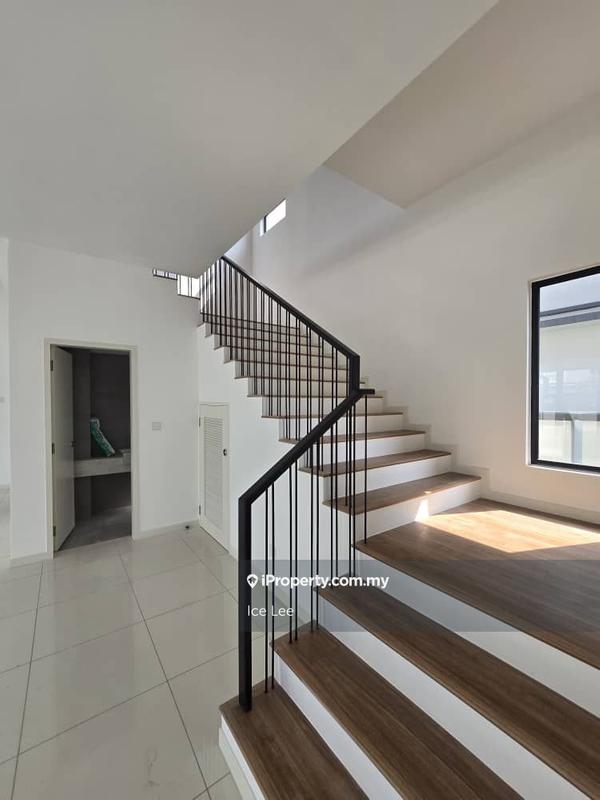 Bungalow House for Sale in qi6mk, Telok Panglima Garang by Ice Lee - iProperty.com.my