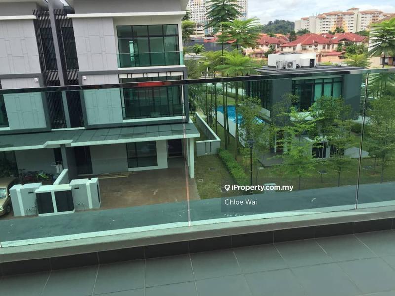 Rumah Berkembar untuk Dijual di Serdang, Seri Kembangan oleh Chloe Wai - iProperty.com.my