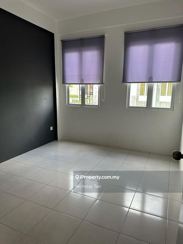 Pangsapuri untuk Disewa di Stutong Heights 2 oleh Nicholas Tan - iProperty.com.my