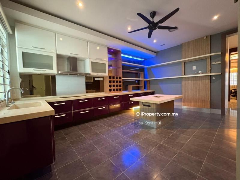 Bungalow House for Sale in Taman Pinggiran Putra, Seri Kembangan by Lau Kent Hui - iProperty.com.my