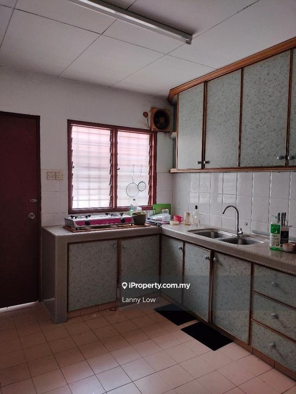 Rumah Berangkai 2 Tingkat untuk Dijual di Usj 11, Subang Jaya oleh Lanny Low - iProperty.com.my
