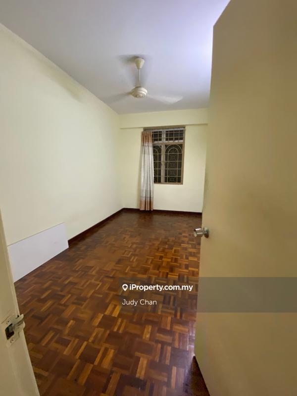 For Rent - Subang Perdana Goodyear Court 10