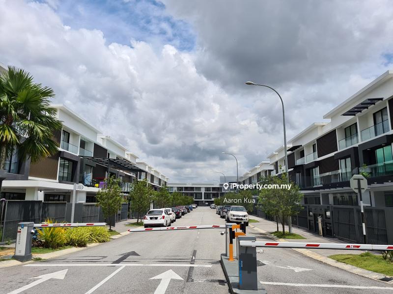 Rumah Teres 3-Tingkat untuk Dijual di Bandar Mahkota Cheras, Cheras oleh Aaron Kua - iProperty.com.my