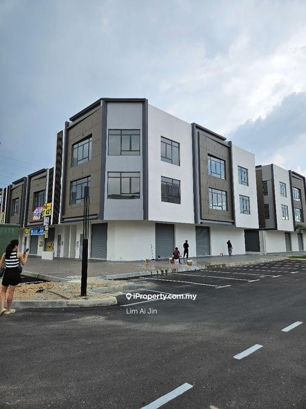 For Rent - Uptown rimbayu