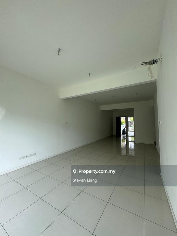 Rumah Berangkai 3 Tingkat untuk Dijual di Telok Panglima Garang, Selangor oleh Steven Liang - iProperty.com.my