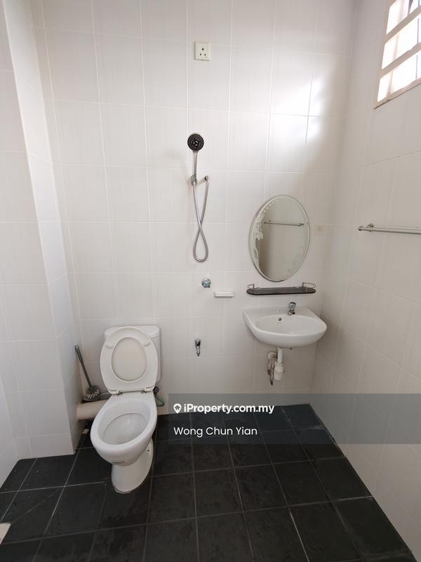 Rumah Berangkai 2.5 Tingkat untuk Dijual di Permata Hill Park, Sungai Petani oleh Adam Wong - Bathroom - iProperty.com.my