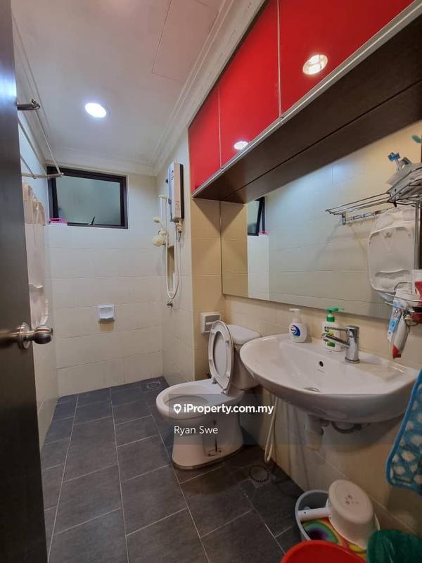Service Residence for Sale in Saville Residence by Ryan Swe - iProperty.com.my