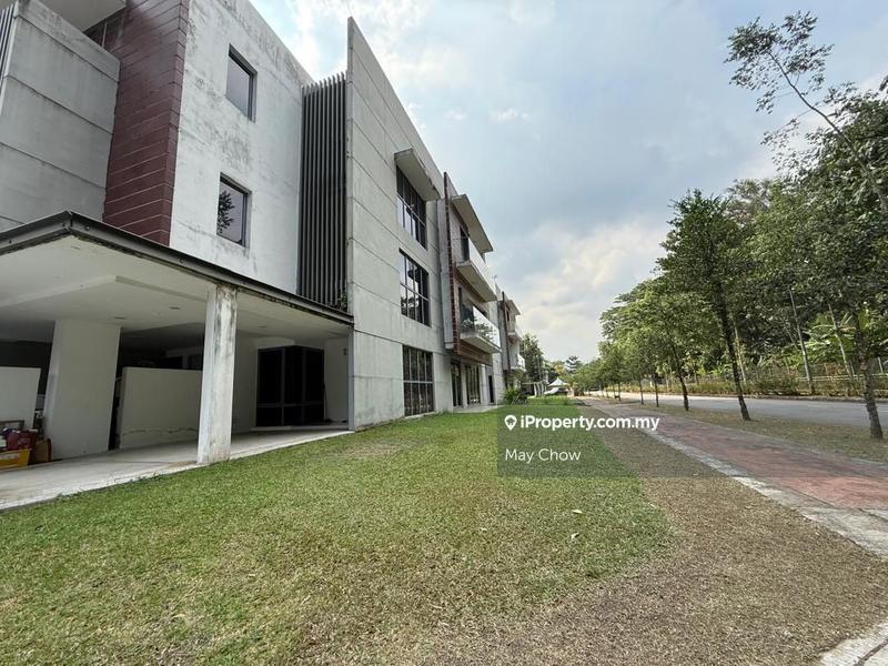 Townhouse for Sale in The Vale, Damansara Damai by May Chow - iProperty.com.my
