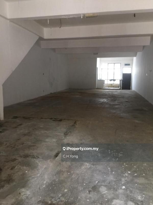 Kedai untuk Dijual di Taman Puncak Jalil, Seri Kembangan oleh C.H.Yong - iProperty.com.my