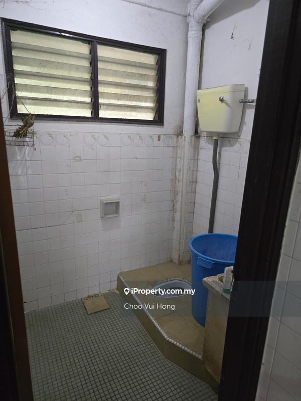 Rumah Teres 2-Tingkat untuk Dijual di Taman Serdang Raya, Seri Kembangan oleh Choo Vui Hong - iProperty.com.my