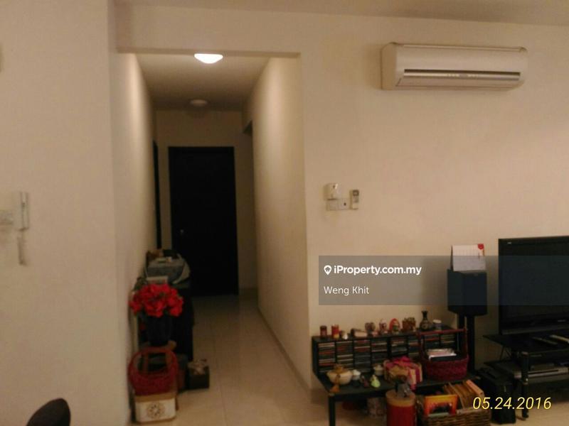 For Sale - Riana Green East