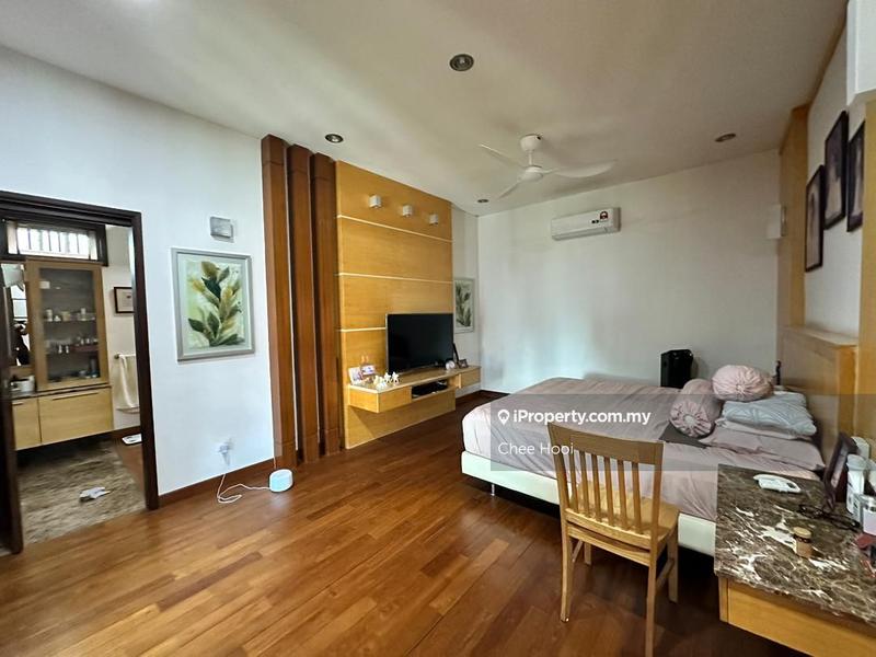 Rumah Berkembar untuk Dijual di Jalan Bunga Kaca Piring, Tanjung Bungah oleh Chee Hooi - iProperty.com.my