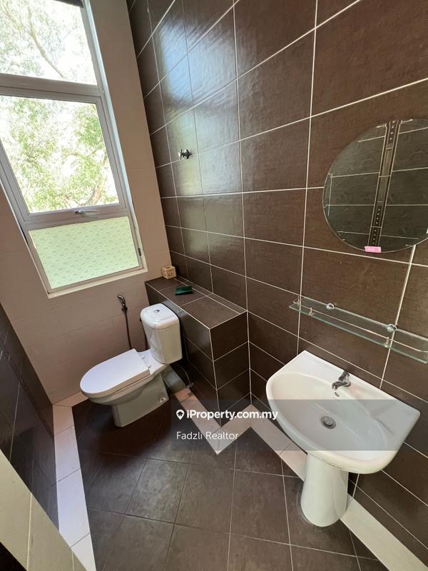 Banglo untuk Dijual di Seri Kembangan, Selangor oleh Fadzli Realtor - iProperty.com.my