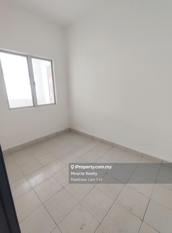 Pangsapuri untuk Dijual di Palm Garden Apartment oleh Matthew Lim Y.H - iProperty.com.my