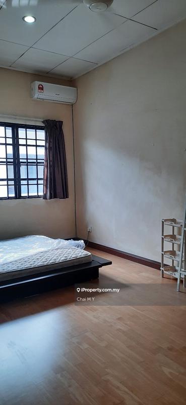 Rumah Berkembar untuk Dijual di Bandar Kinrara Seksyen 6, Bandar Kinrara oleh Chai M Y - iProperty.com.my