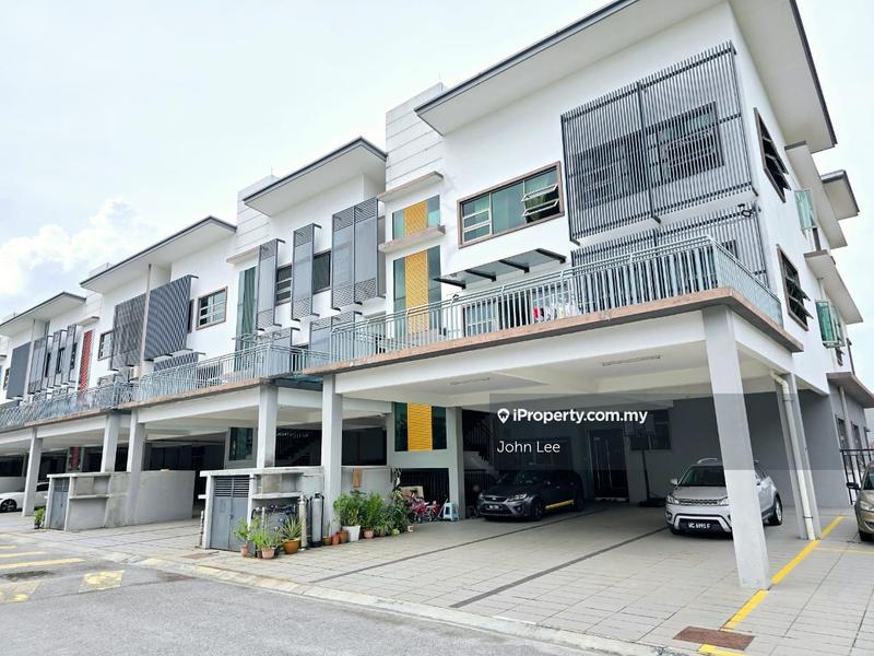 Rumah Berangkai 1.5 Tingkat untuk Dijual di Taman Bukit Serdang, Seri Kembangan oleh John Lee - iProperty.com.my