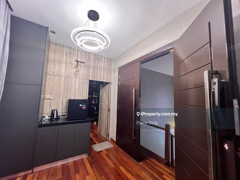 Bungalow House for Sale in Country Heights, Kajang by Elaine Ding - iProperty.com.my