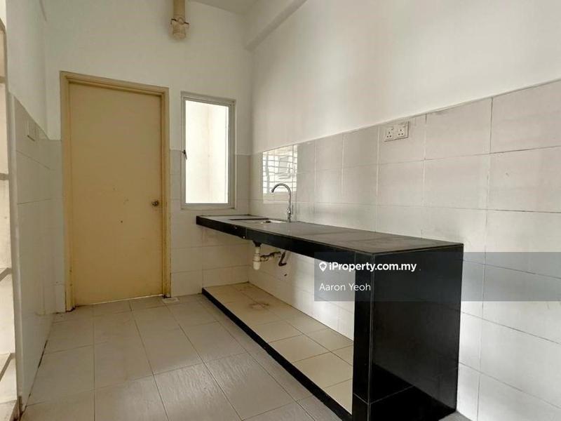 For Sale - Tiara Hatamas Apartment