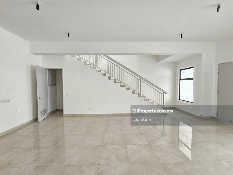 Rumah Teres 2-Tingkat untuk Dijual di Bandar Rimbayu, Telok Panglima Garang oleh Leon Goh - iProperty.com.my