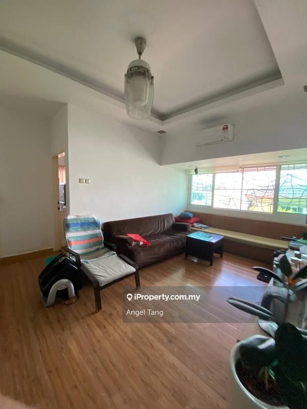 Rumah Berkembar untuk Dijual di SS2, Petaling Jaya oleh Angel Tang - iProperty.com.my