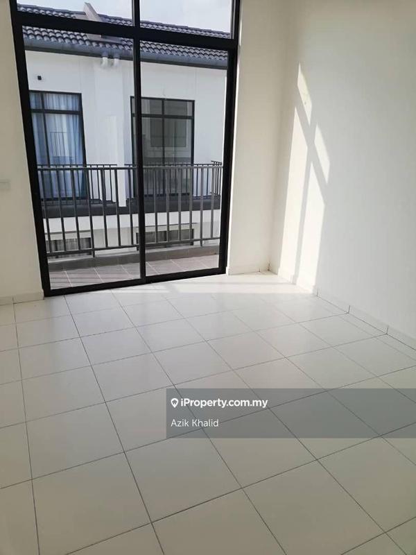 2-storey Terraced House for Sale in Bandar Baru Puncak Alam, Puncak Alam by Azik Khalid - iProperty.com.my