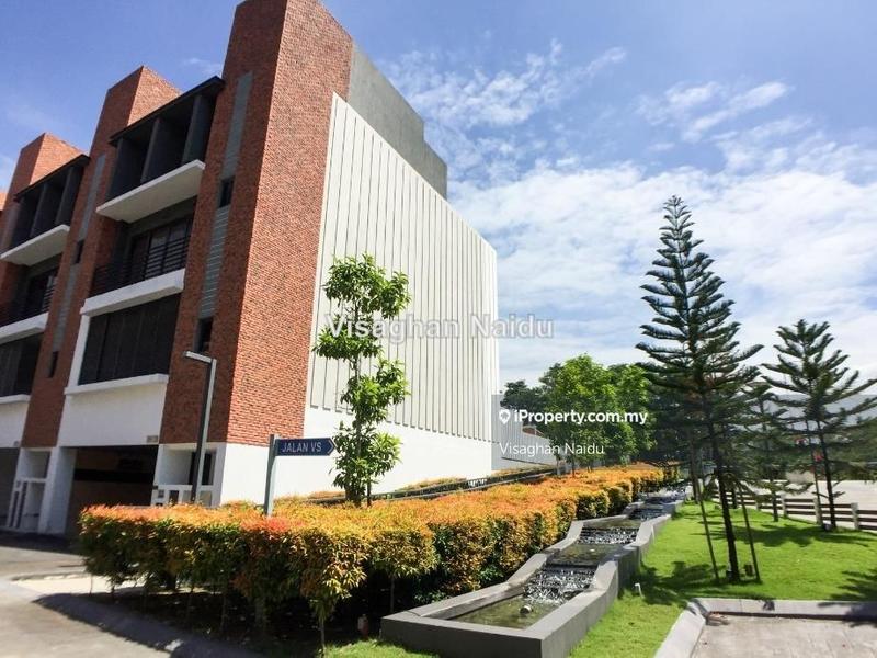 Rumah Berangkai 3.5 Tingkat untuk Dijual di Fields of Gold Villa Senja Taman Anggun, Rawang oleh Visaghan Naidu - iProperty.com.my