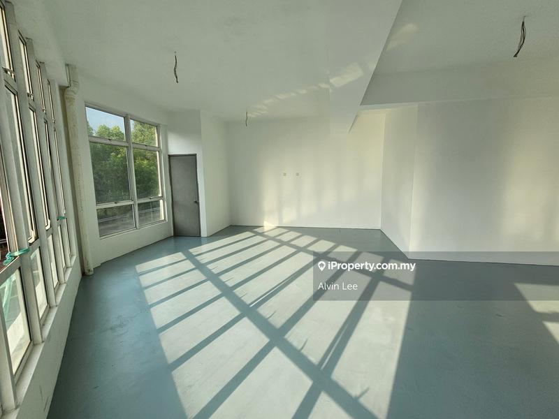 Shop / Office untuk Disewa di Taman Cahaya Alam, Shah Alam oleh Alvin Lee - iProperty.com.my