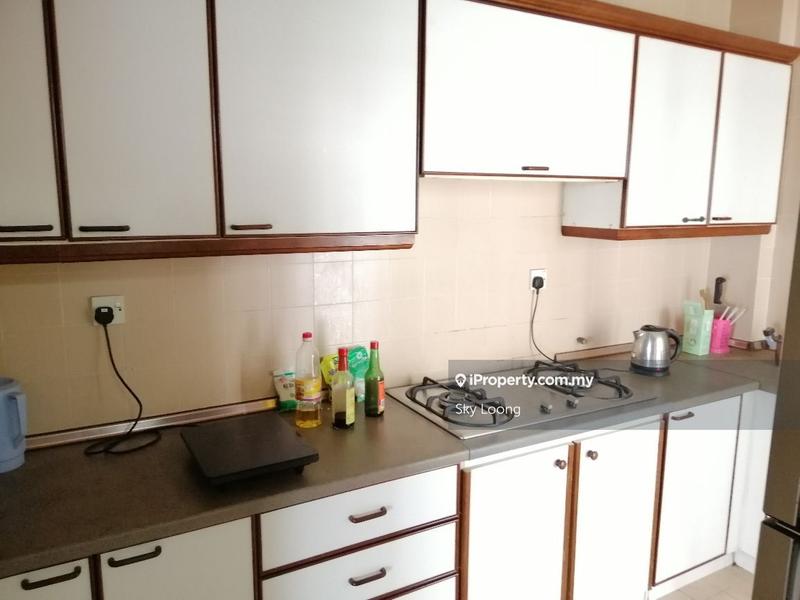 Kondominium untuk Dijual di Pantai HillPark 1 oleh Sky Loong - iProperty.com.my