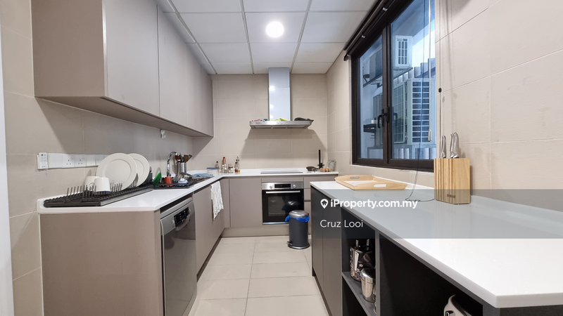 For Rent - Residensi 22