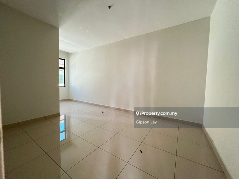 Terraced House for Sale in Taman Tasik Indah, Kluang by Gipson Lay - iProperty.com.my