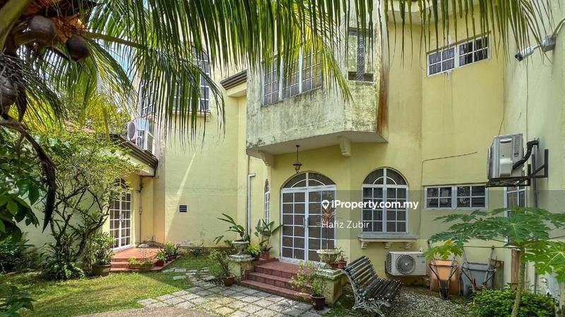 Bungalow House for Sale in Seksyen 13, Shah Alam by Hafiz Zubir - iProperty.com.my