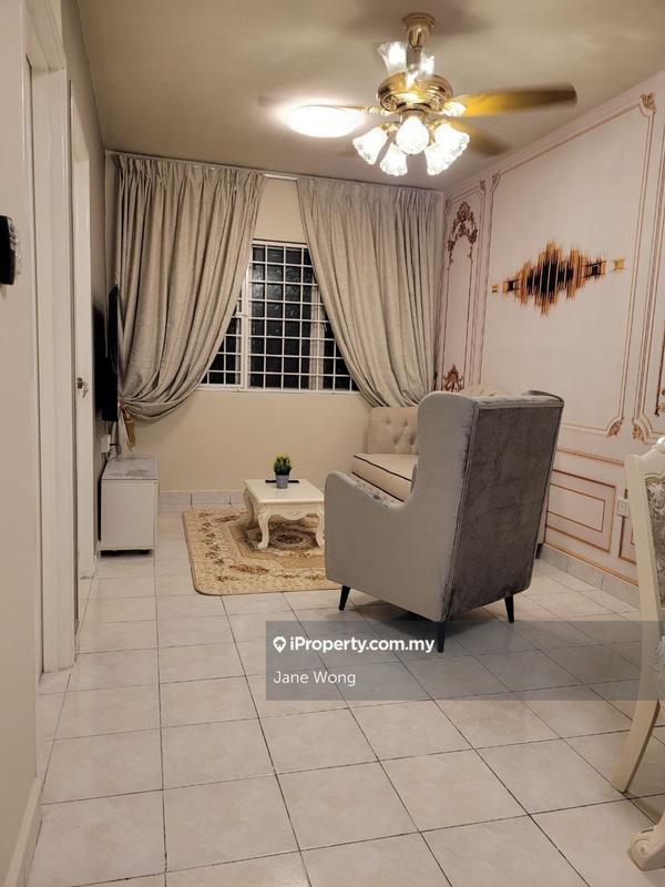 Rumah Flat untuk Dijual di Flora Damansara Flat oleh Jane Wong - iProperty.com.my