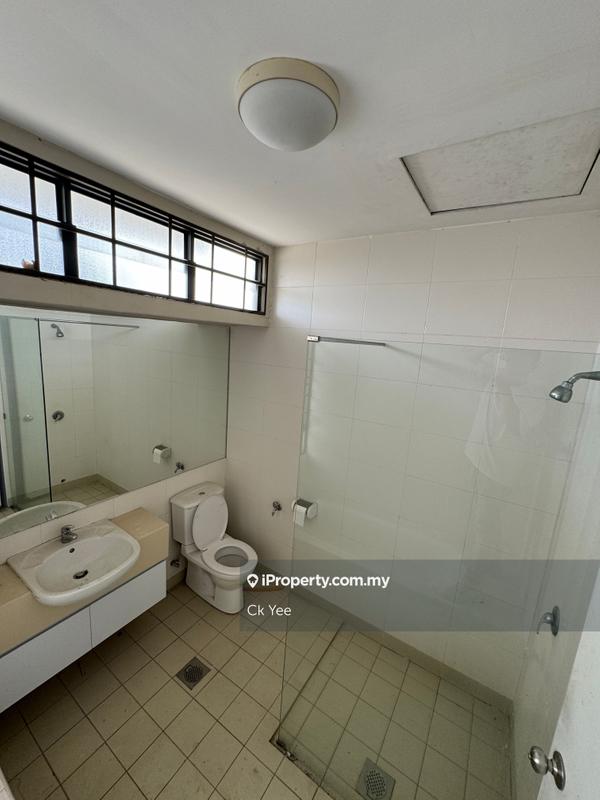 Rumah Berangkai 3 Tingkat untuk Dijual di Taman Esplanad, Bukit Jalil oleh Ck Yee - iProperty.com.my