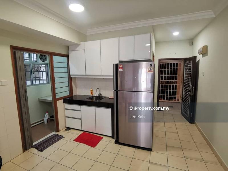 For Sale - Serdang Villa Apartment