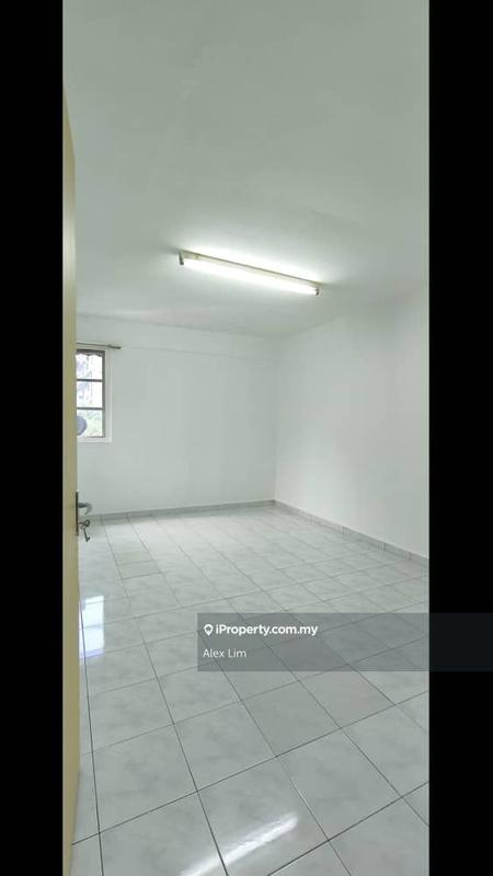 Flat for Rent in Desa Petaling Flat by Alex Lim - iProperty.com.my
