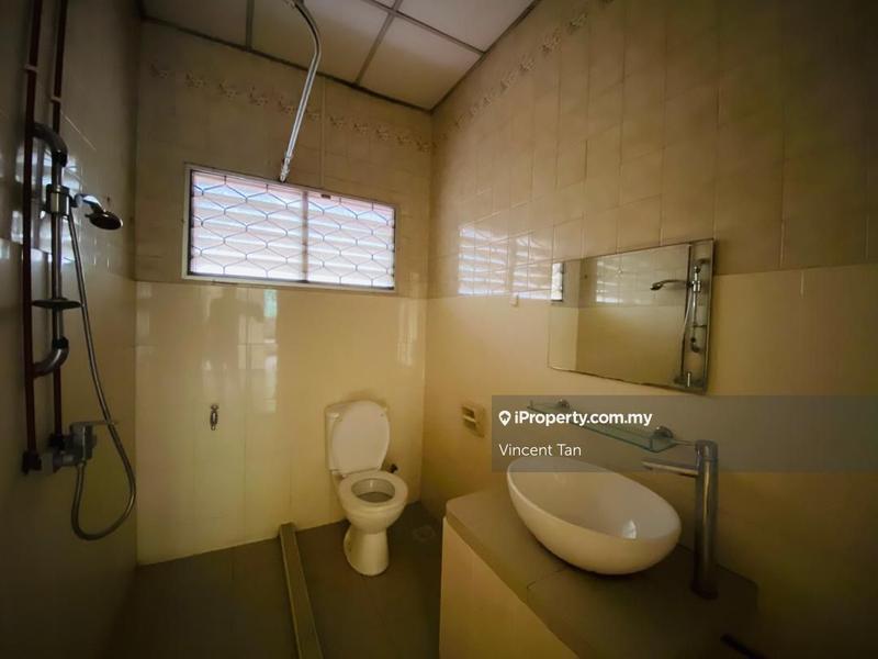 Rumah Teres untuk Dijual di Usj 4, Subang Jaya oleh Vincent Tan - iProperty.com.my