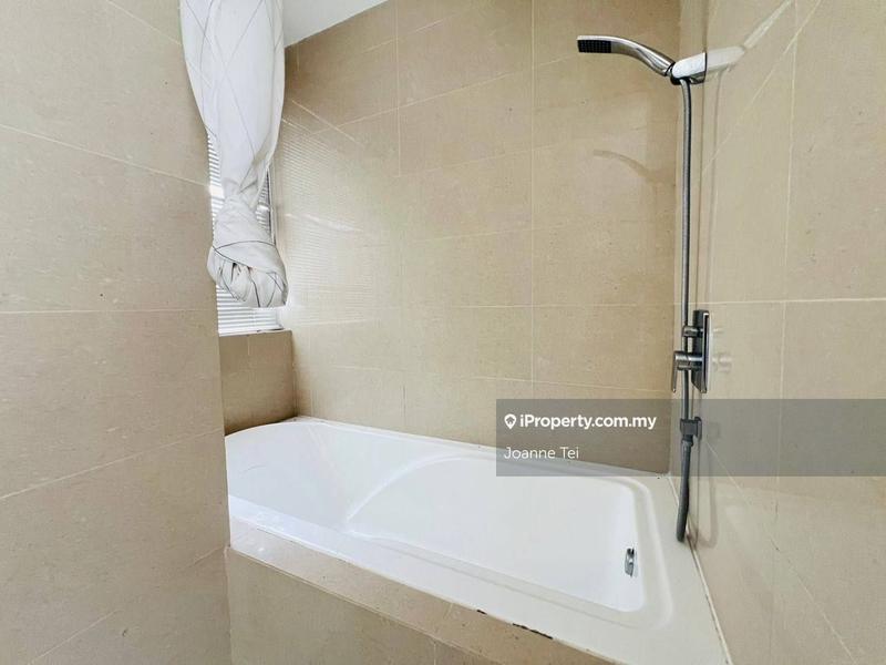 Bungalow House for Sale in Lakefront Villa, Cyberjaya by Joanne Tei - iProperty.com.my