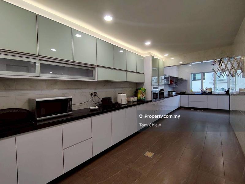 Semi-Detached House for Sale in Taman Molek, Johor Bahru by Tom Chiew - iProperty.com.my