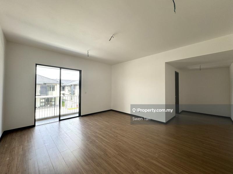 Rumah Berangkai 2 Tingkat untuk Dijual di Telok Panglima Garang, Selangor oleh Swen Tan - iProperty.com.my