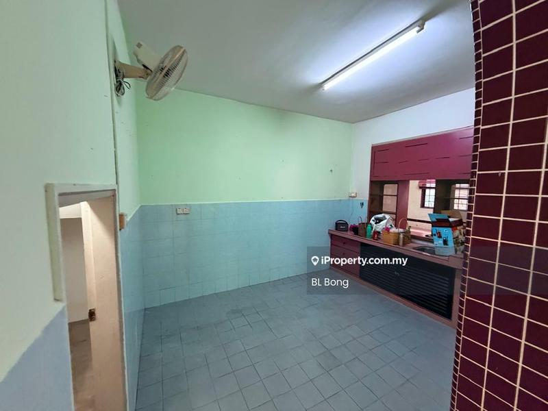 2-storey Terraced House for Sale in Taman Cheng Perdana, Cheng by BL Bong - iProperty.com.my