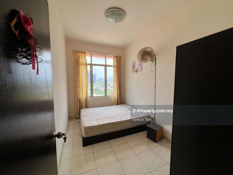 Kediaman Servis untuk Dijual di Diamond Regency oleh Grace Tan - iProperty.com.my