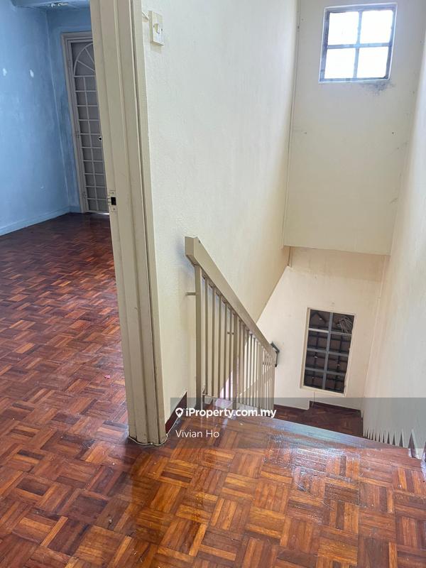 Rumah Berangkai 2 Tingkat untuk Dijual di Kampung Gombak Indah, Batu Caves oleh Vivian Ho - iProperty.com.my