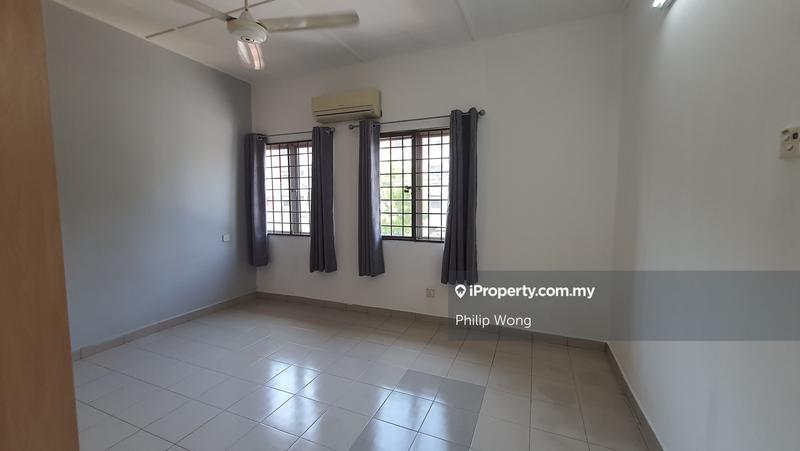 Rumah Berangkai 2 Tingkat untuk Dijual di Taman Serdang Raya, Seri Kembangan oleh Philip Wong - iProperty.com.my