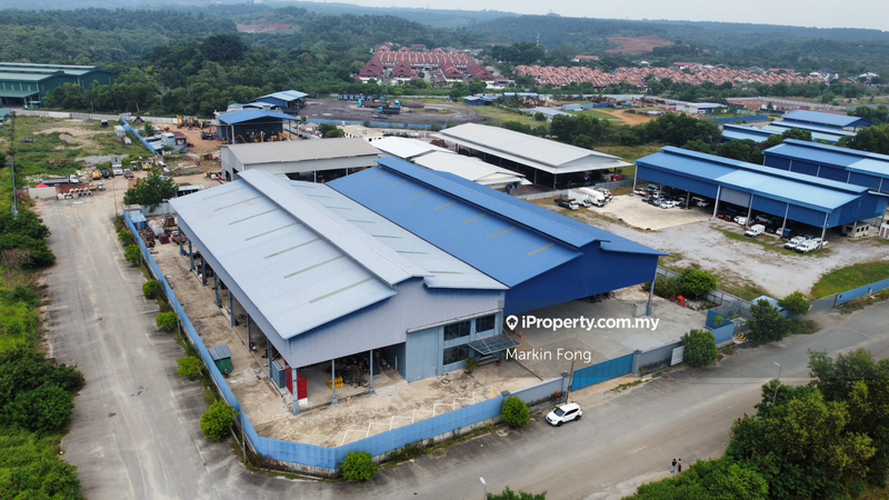 Gudang untuk Disewa di 𝑷𝒆𝒓𝒊𝒏𝒅𝒖𝒔𝒕𝒓𝒊 𝑫𝒂𝒎𝒂𝒏𝒔𝒂𝒓𝒂, Kuantan oleh Markin Fong - iProperty.com.my