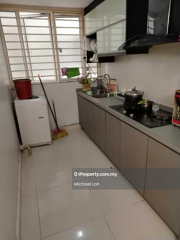 Kondominium untuk Disewa di Platinum Lake PV 12 oleh Michael Loh - Kitchen - iProperty.com.my
