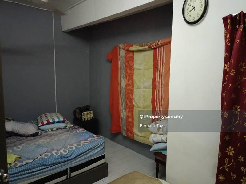 Rumah Berangkai 2 Tingkat untuk Dijual di Saujana Puchong, Puchong oleh Bernard Tay - iProperty.com.my