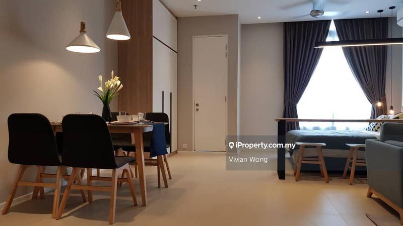 For Rent - Arcoris SOHO