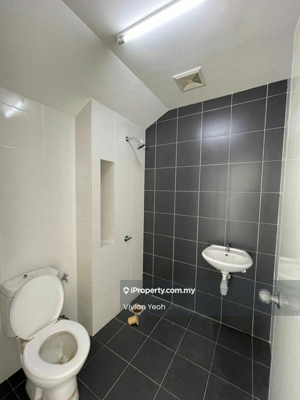 Rumah Teres 2-Tingkat untuk Disewa di Eco Grandeur, Puncak Alam oleh Vivian Yeoh - Bathroom - iProperty.com.my