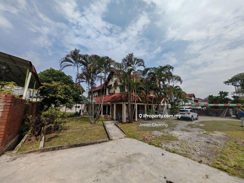 Bungalow House for Sale in Taman Overseas Union (Taman Oug), Jalan Klang Lama (Old Klang Road) by Joson Choong - iProperty.com.my